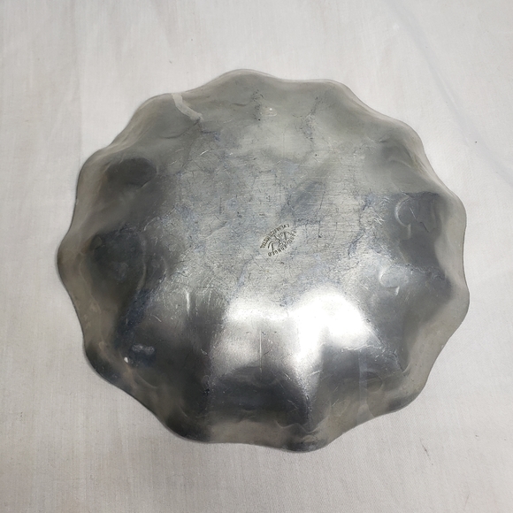 Vintage Floral Bowl Hand Forged Aluminum Ruffled Edge - Picture 3 of 3